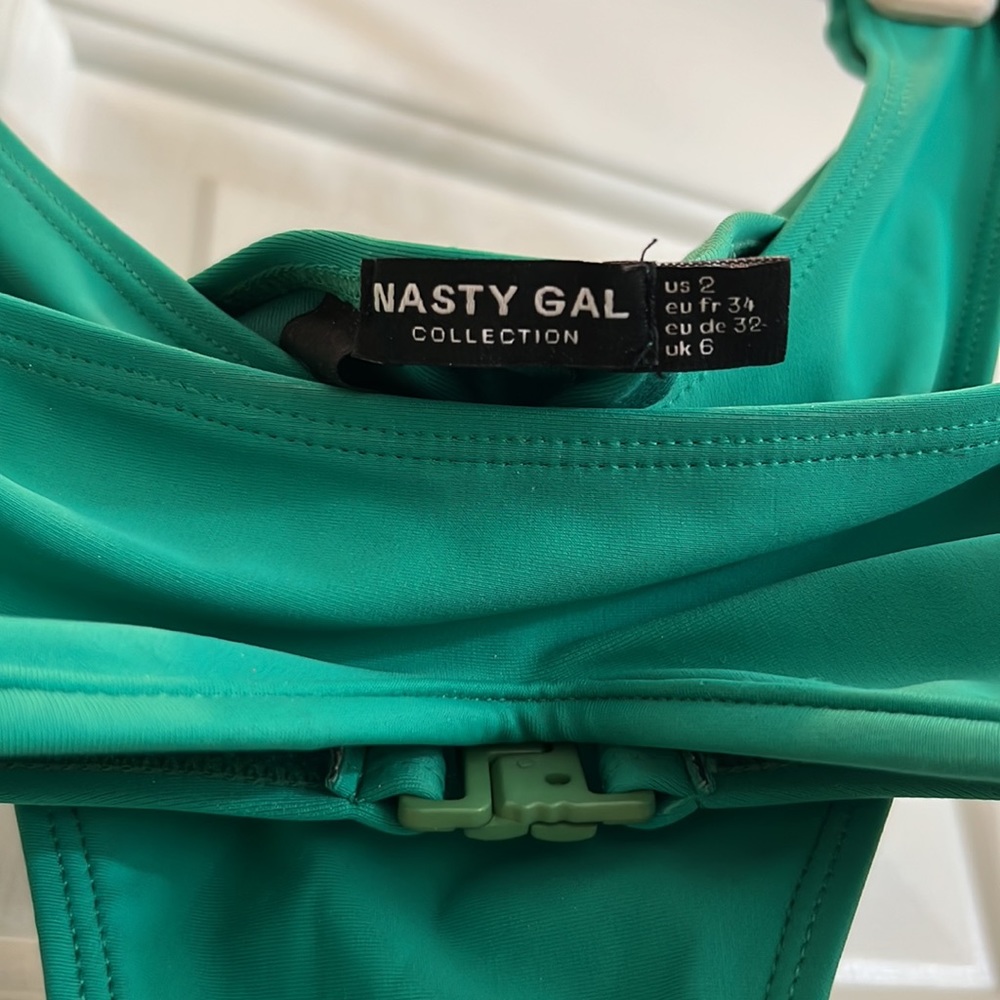 Nasty Gal Green bikini - Picture 5 of 5